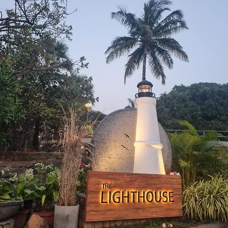 The Lighthouse - Formerly Known As Utan Sea Resort Thane Eksteriør billede