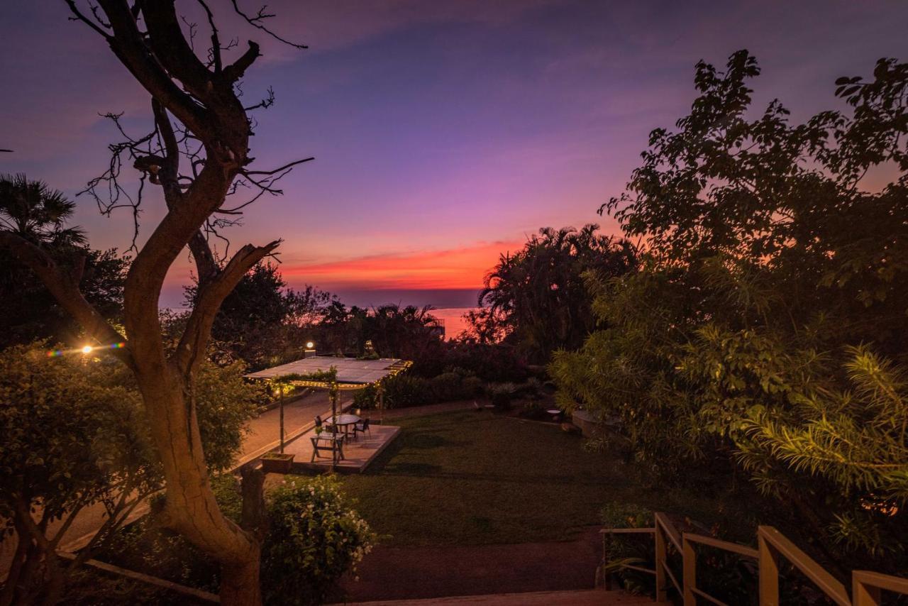 The Lighthouse - Formerly Known As Utan Sea Resort Thane Eksteriør billede